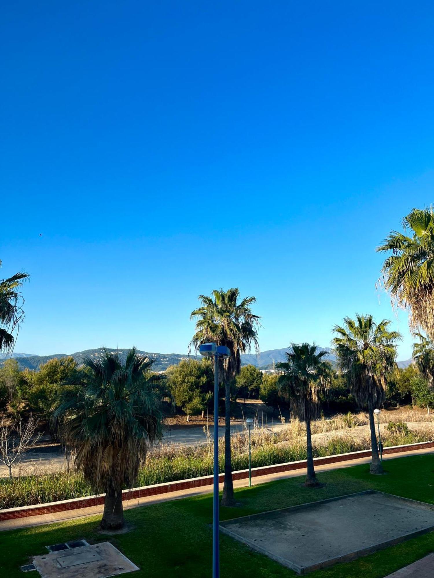 Playa De Miramar - 3 Min Walk To The Beach, Family-Friendly, Near Gandia 외부 사진