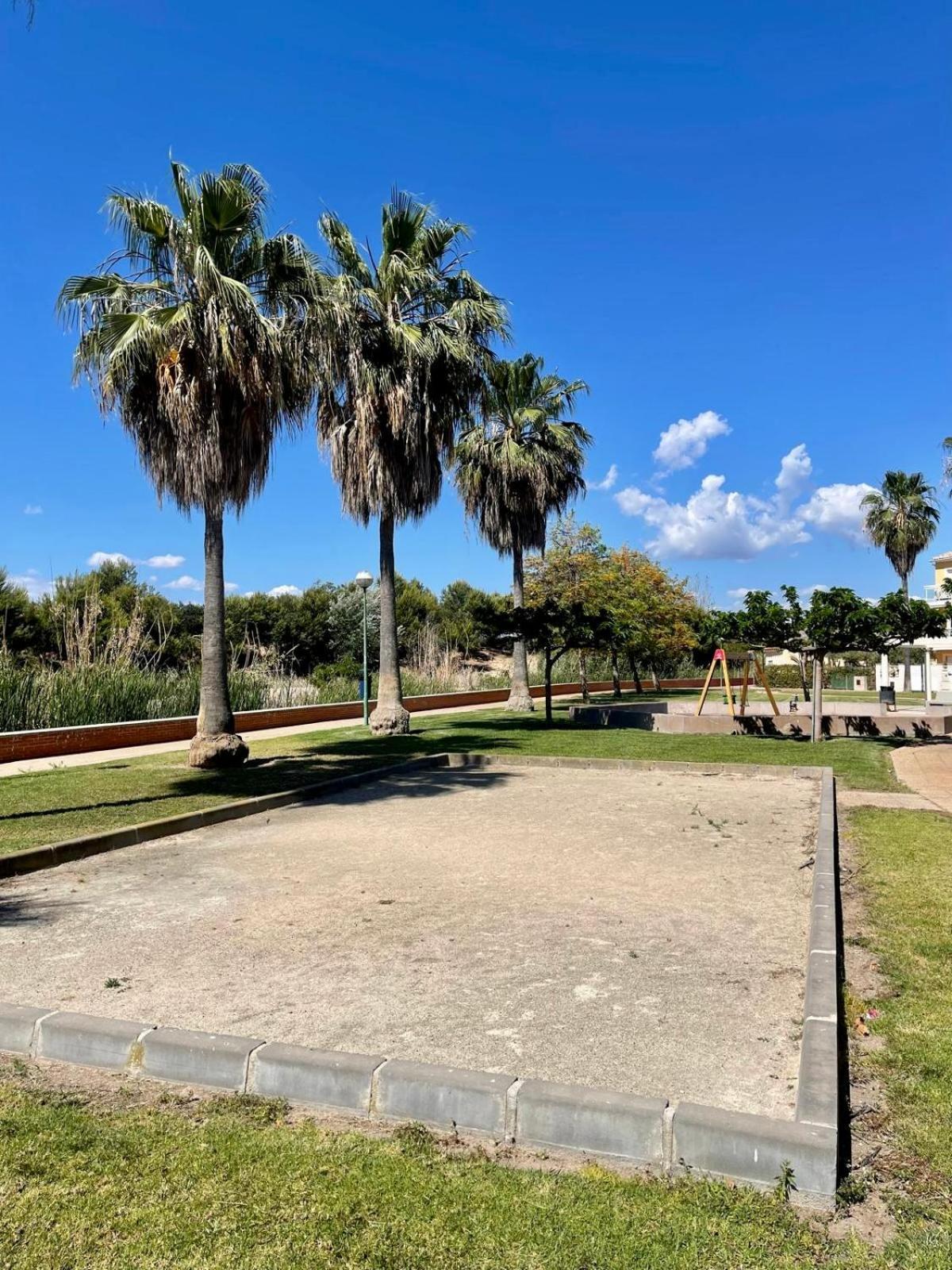 Playa De Miramar - 3 Min Walk To The Beach, Family-Friendly, Near Gandia 외부 사진