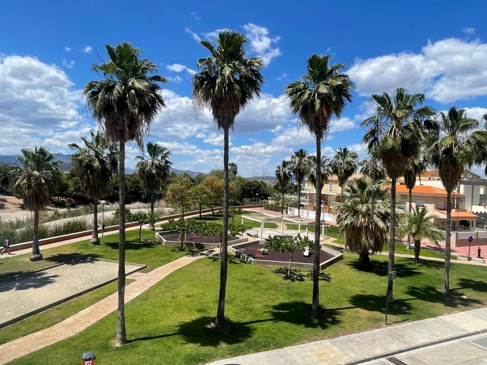 Playa De Miramar - 3 Min Walk To The Beach, Family-Friendly, Near Gandia 외부 사진